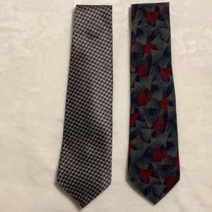 GEOFFREY BEANE set of two neckties.